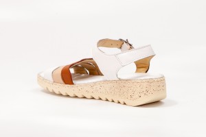 Дамски ежедневни сандали Milba бели с бежово и кафяво 3