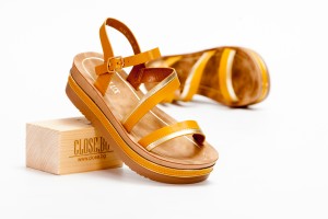 Дамски сандали на платформа Janina жълти