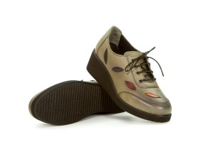 Дамски обувки на платформа Flory каки 3