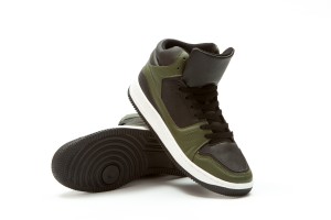 Мъжки спортни кецове Ericco зелени с черно 1