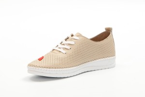 Дамски ежедневни обувки Alma бежови 4