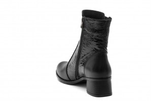 Дамски боти на ток Aniella черни 2