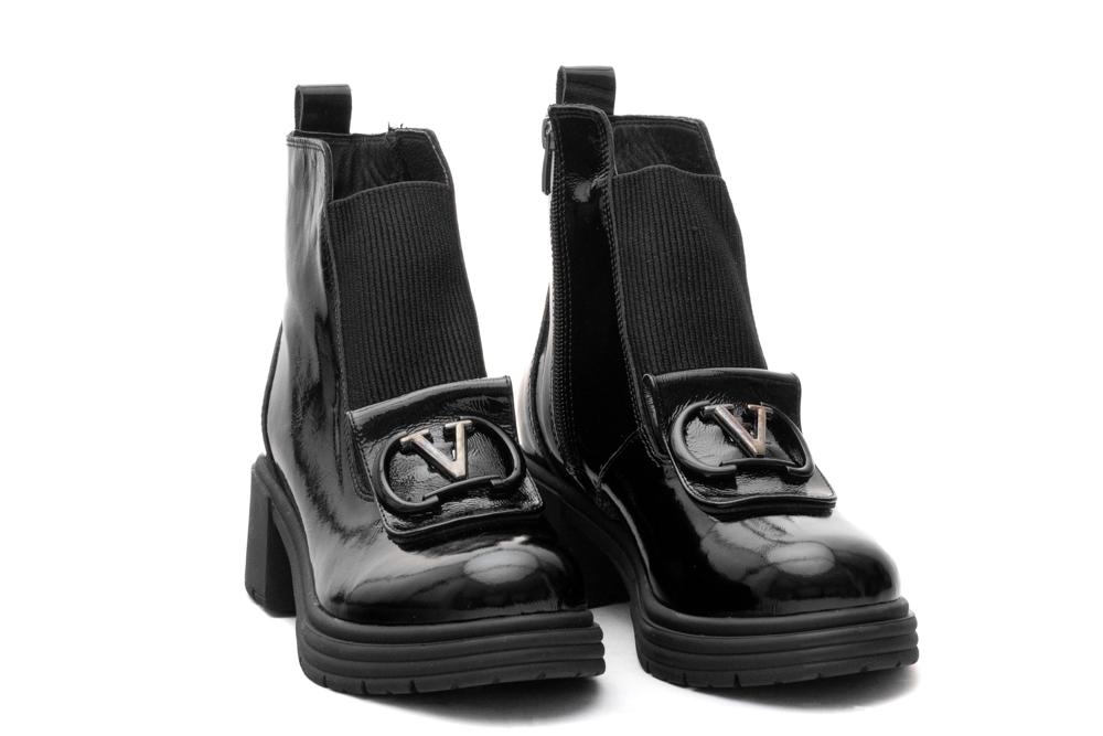 Дамски ежедневни боти Nora черни