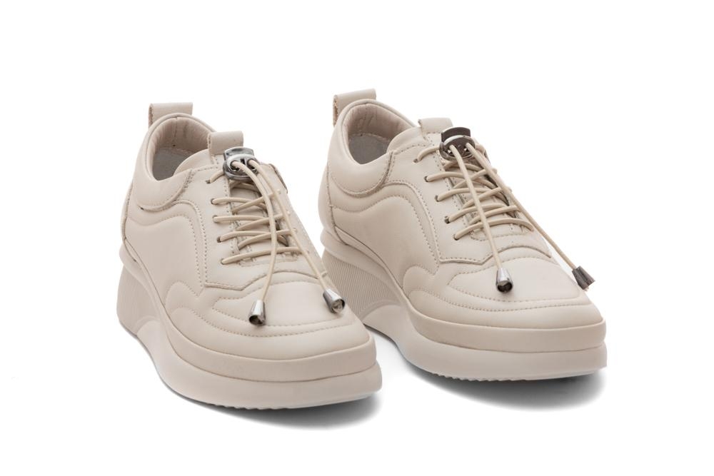 Дамски ежедневни обувки Nadit бежови