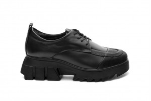 Дамски ежедневни обувки Assura черни 1