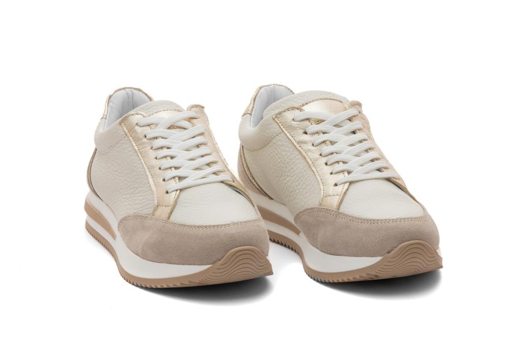 Дамски ежедневни обувки Ponchi бежови със златно