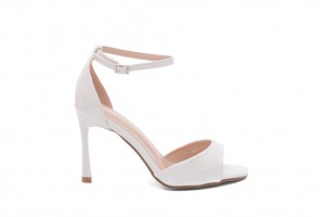 Дамски сандали на ток Elia бели 1