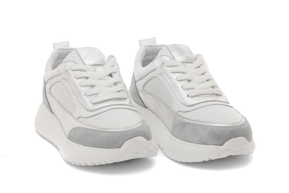 Дамски ежедневни обувки Albinaбели със сребърно и сиво