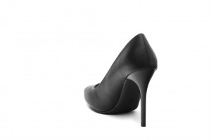 Дамски обувки на ток Bella черни 2