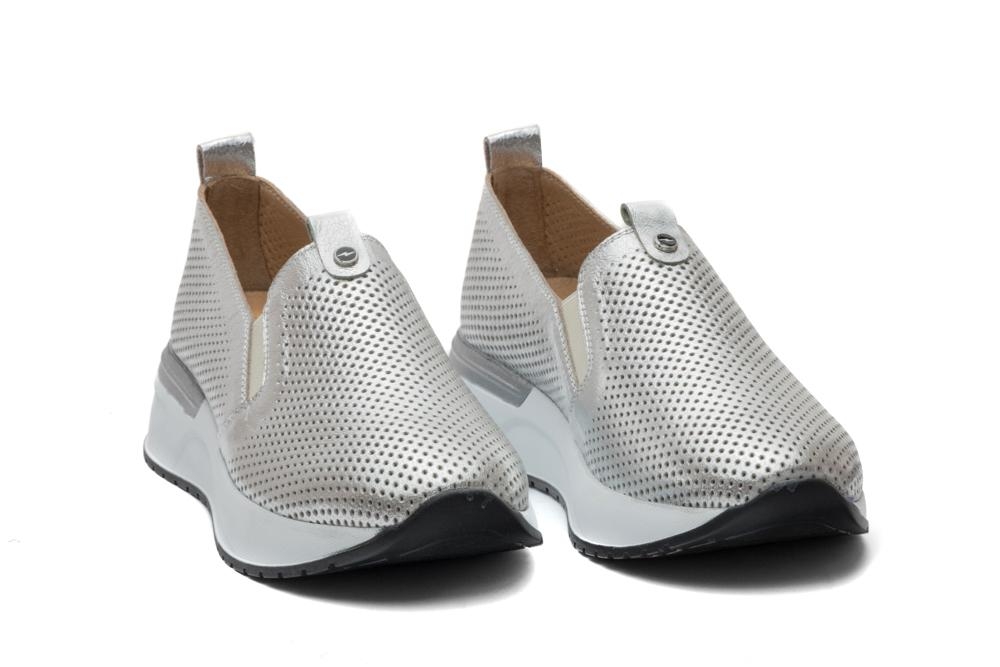 Дамски ежедневни обувки Densa сребърни