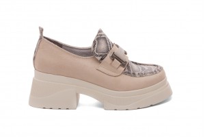 Дамски ежедневни обувки Shika бежови с принт змия 1