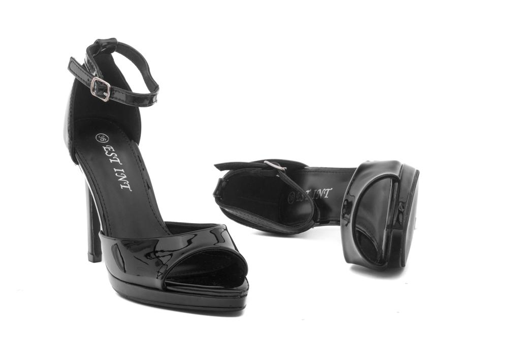 Дамски сандали на ток Jolly черни