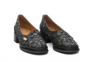 Дамски обувки на ток Emina черни с принт