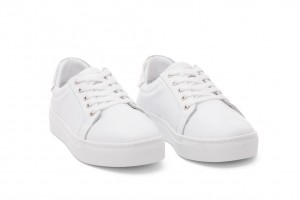 Дамски ежедневни обувки Mira бели със сребро