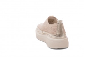 Дамски ежедневни обувки Esina бежови със златно 2