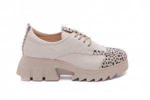 Дамски ежедневни обувки Assura бежови 1